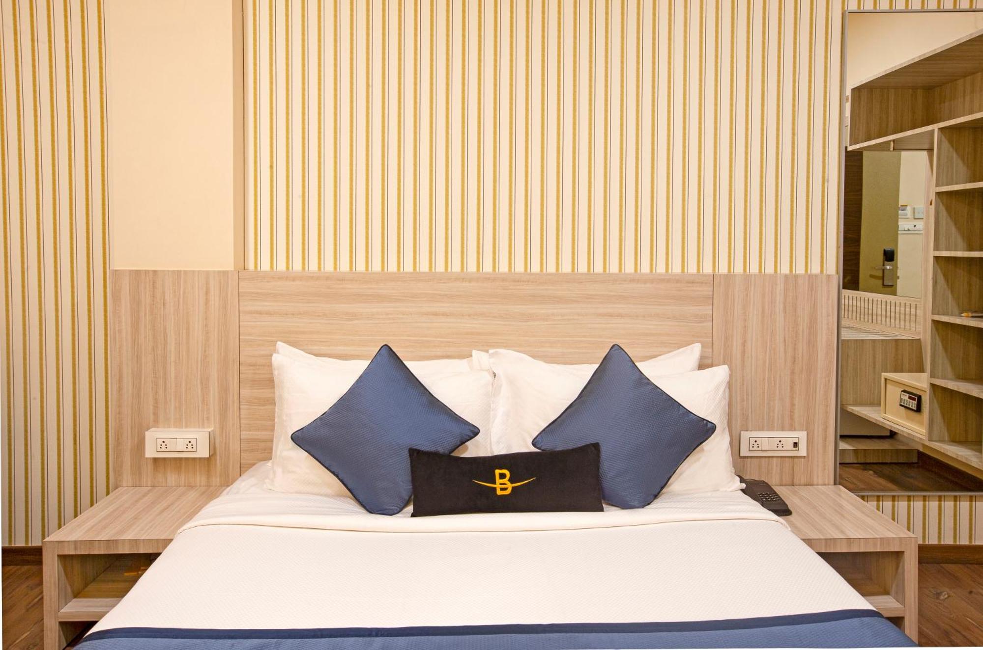 Hotel Bawa Regency Mumbai Exterior photo